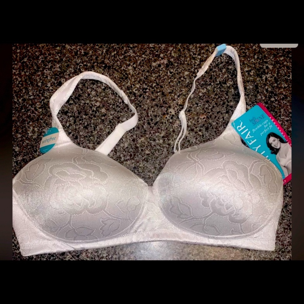 Vanity Fair 72297 Body Shine Eire Free White Bra Size - multiple sizes